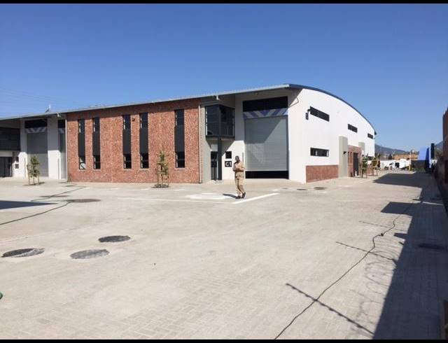 277M² FACTORY TO LET IN MAITLAND